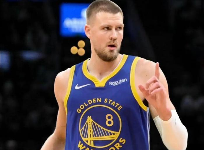 开云体育官方网站登陆-勇士完成了该做的事：在赛季中期，为库里再搭配一位明星球员！